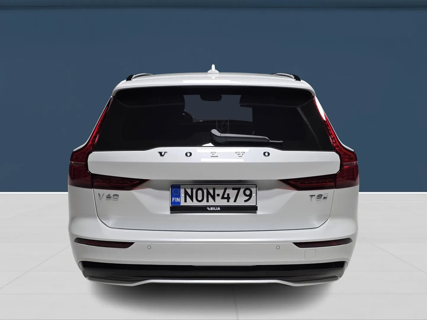 Autokuva 5 - NON-479