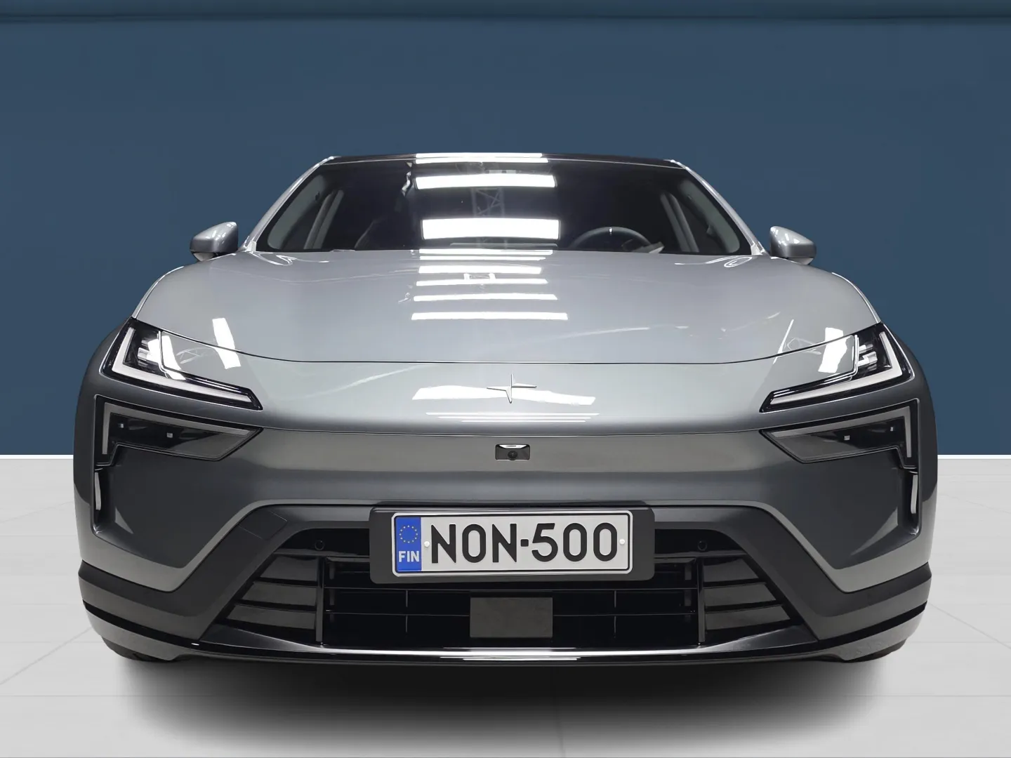 Autokuva 2 - NON-500