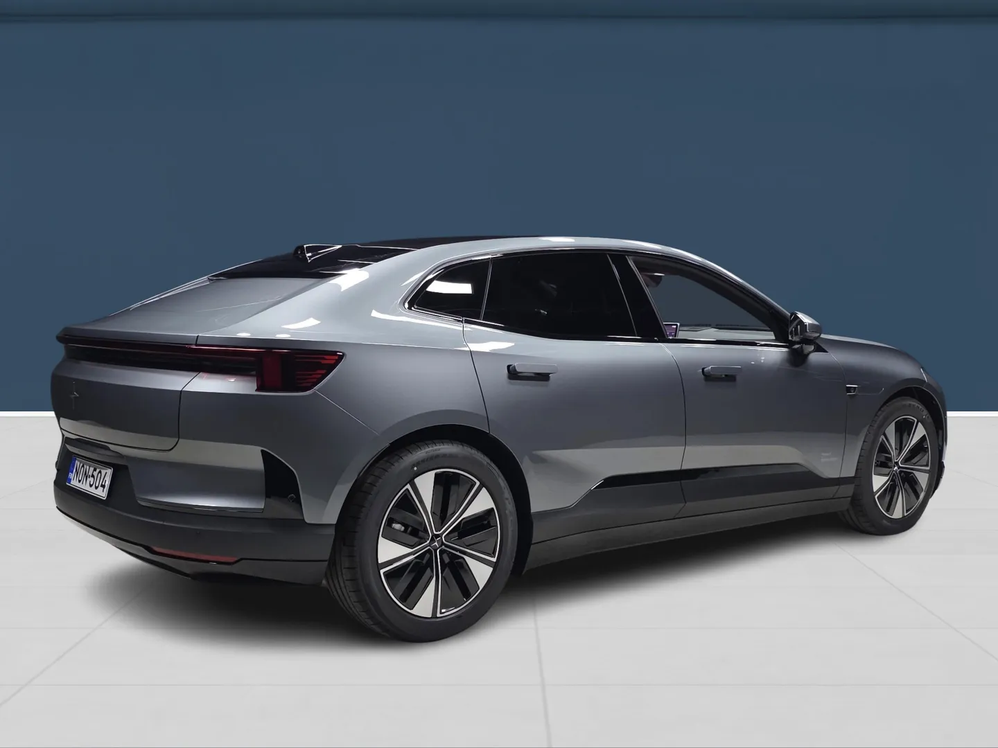 Autokuva 4 - NON-504
