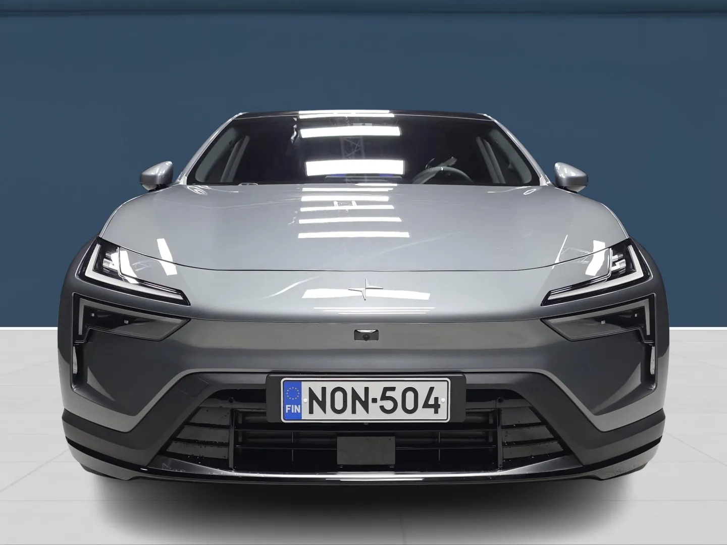 Autokuva 2 - NON-504