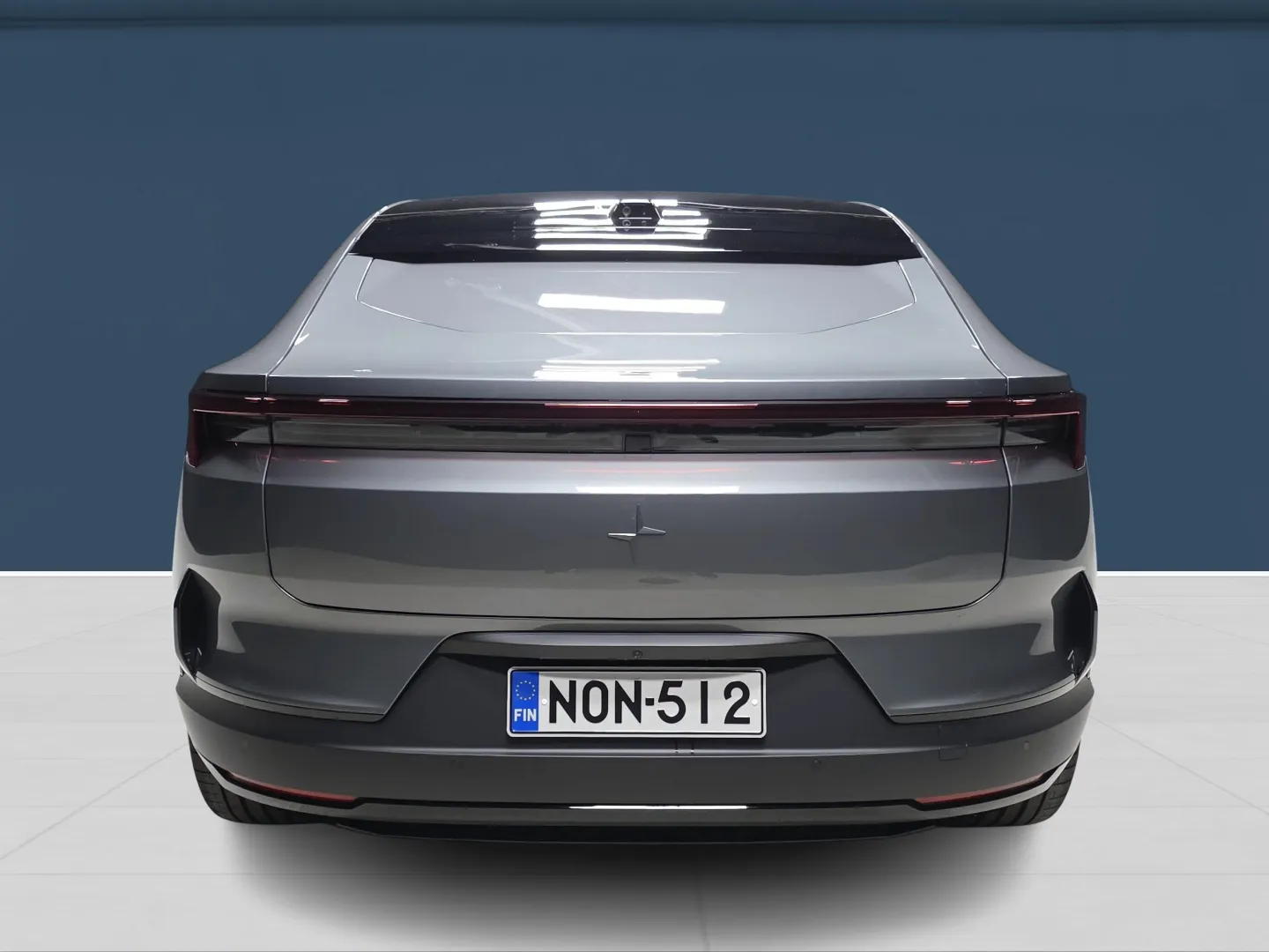 Autokuva 5 - NON-512