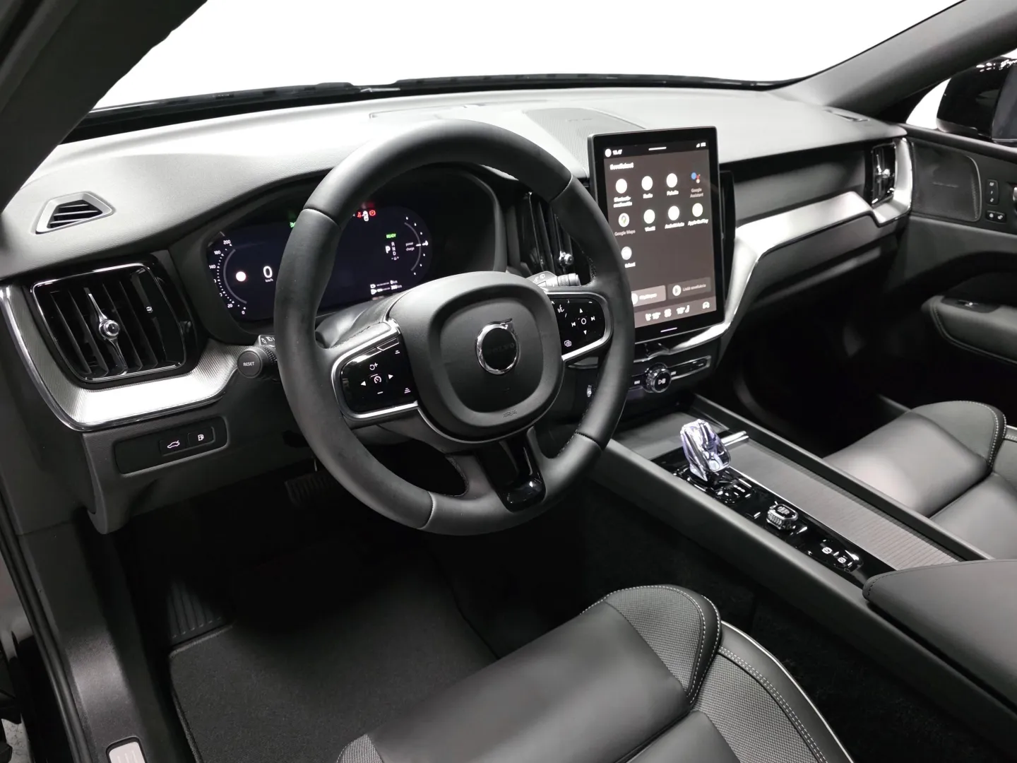 Autokuva 8 - NOP-111