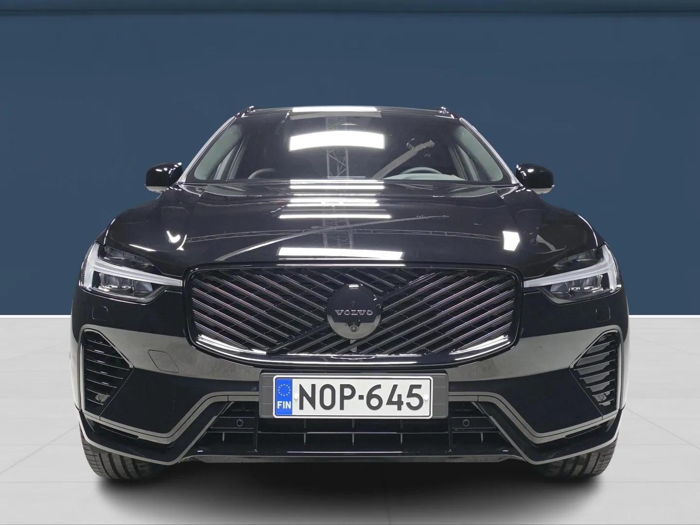 Autokuva 2 - NOP-645