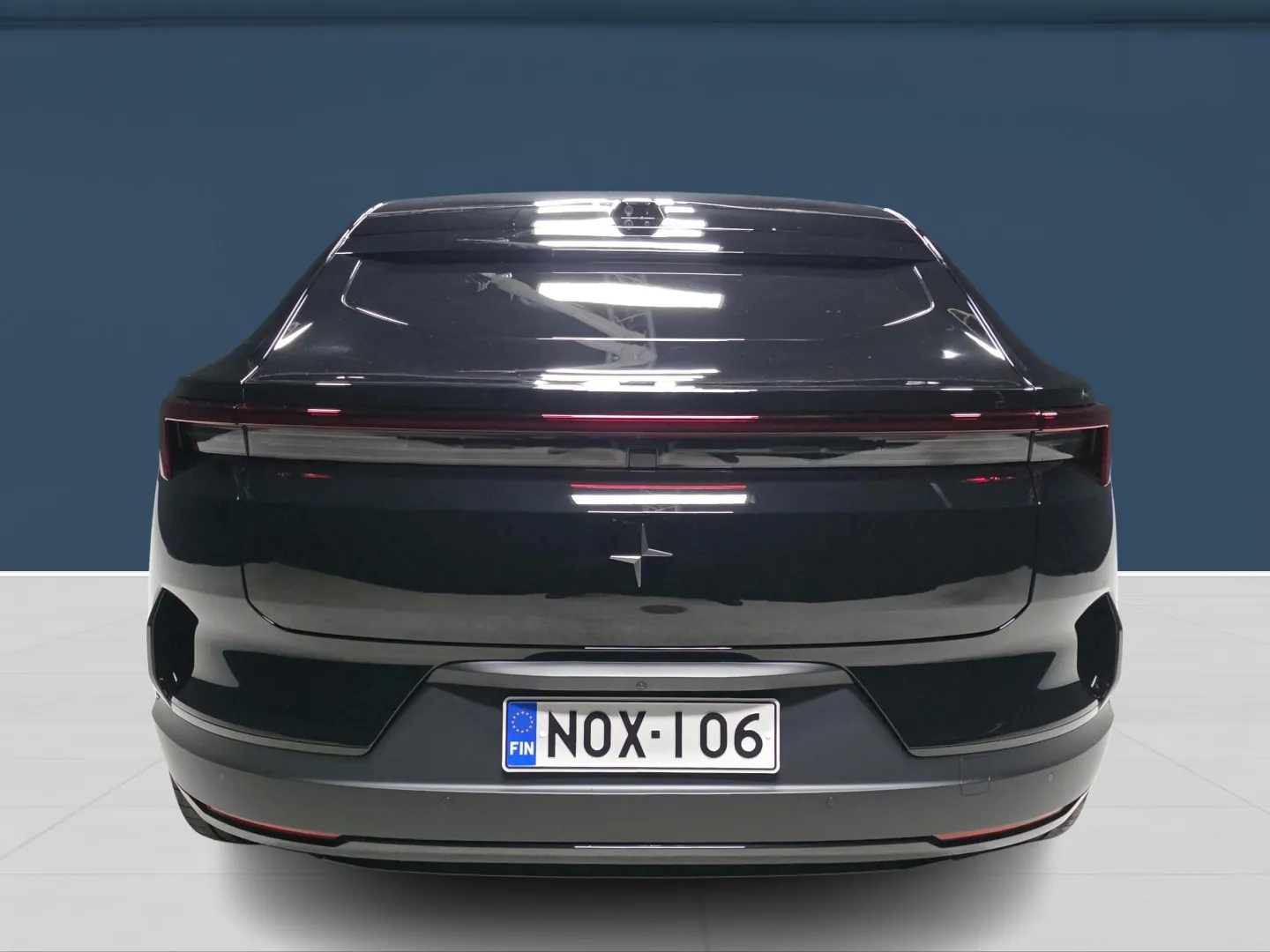 Autokuva 5 - NOX-106