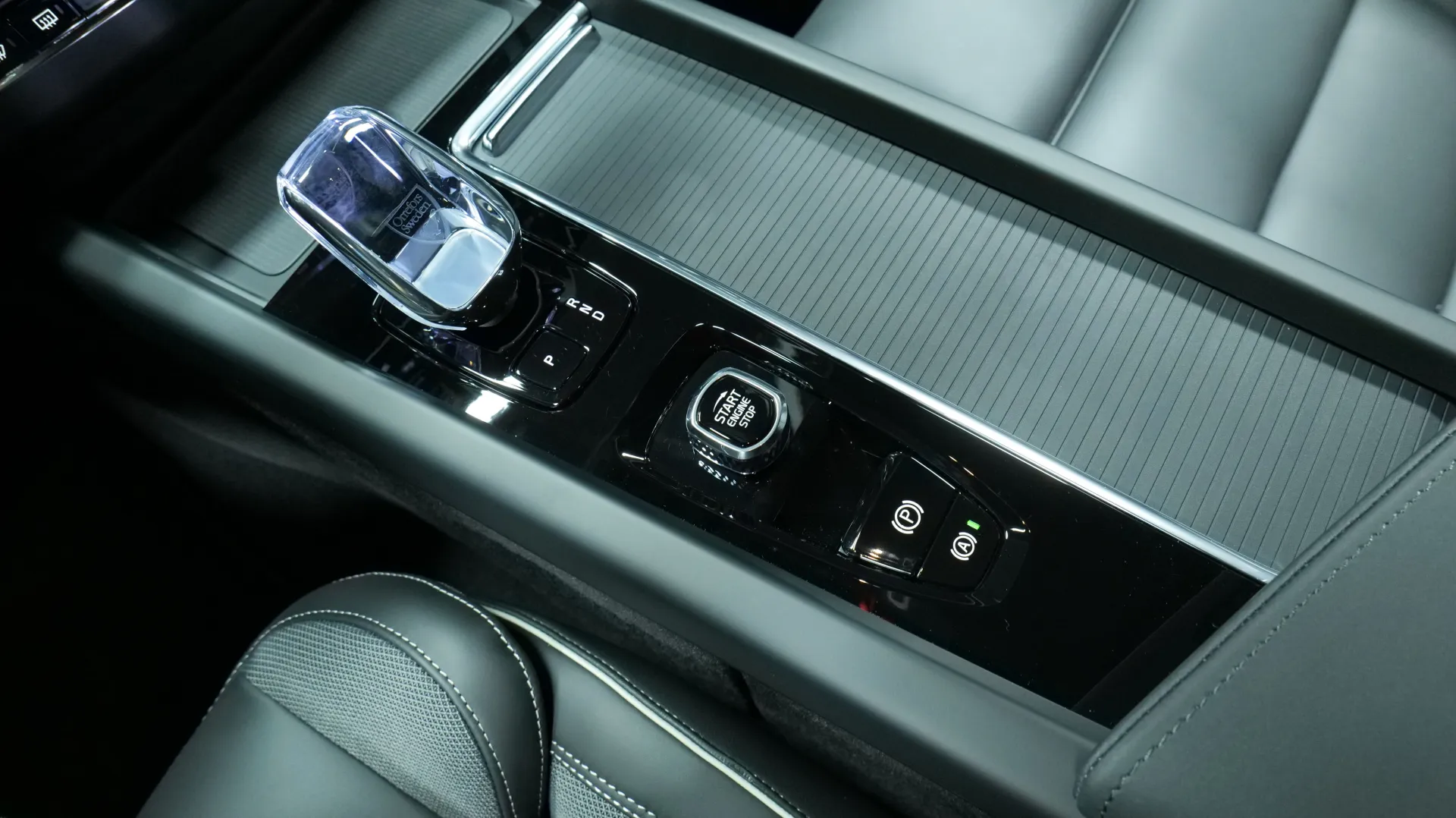 Autokuva 9 - NR-3908