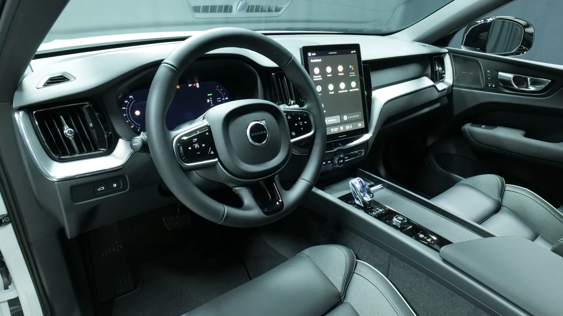 Autokuva 13 - NR-3908