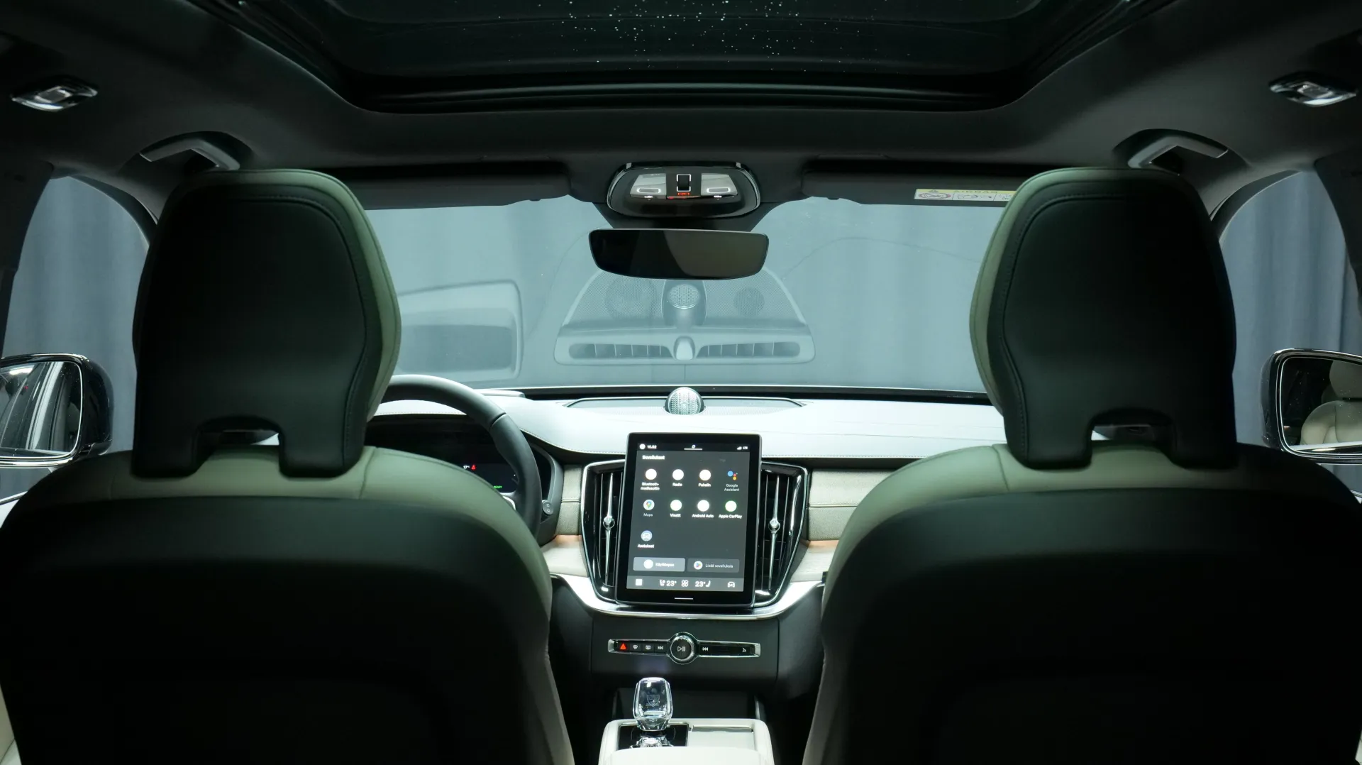 Autokuva 18 - NU-1547