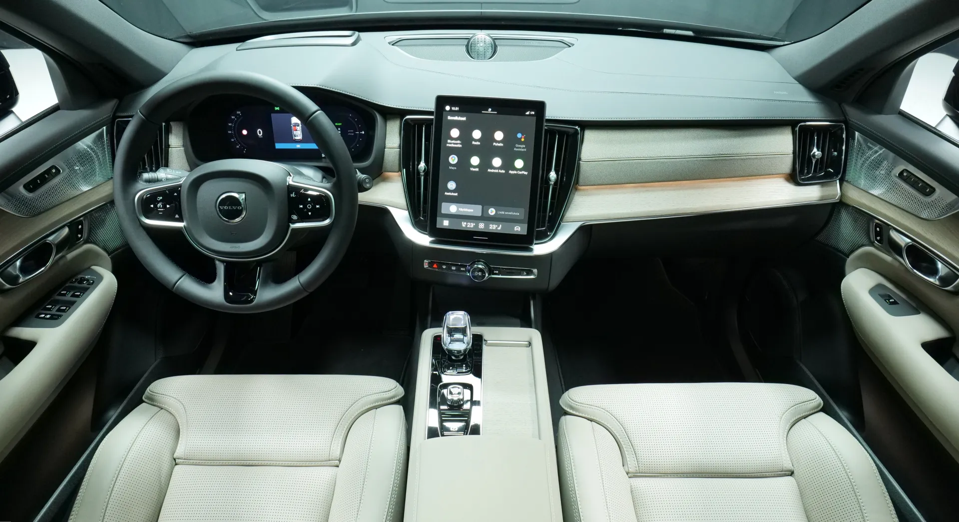 Autokuva 14 - NU-1547