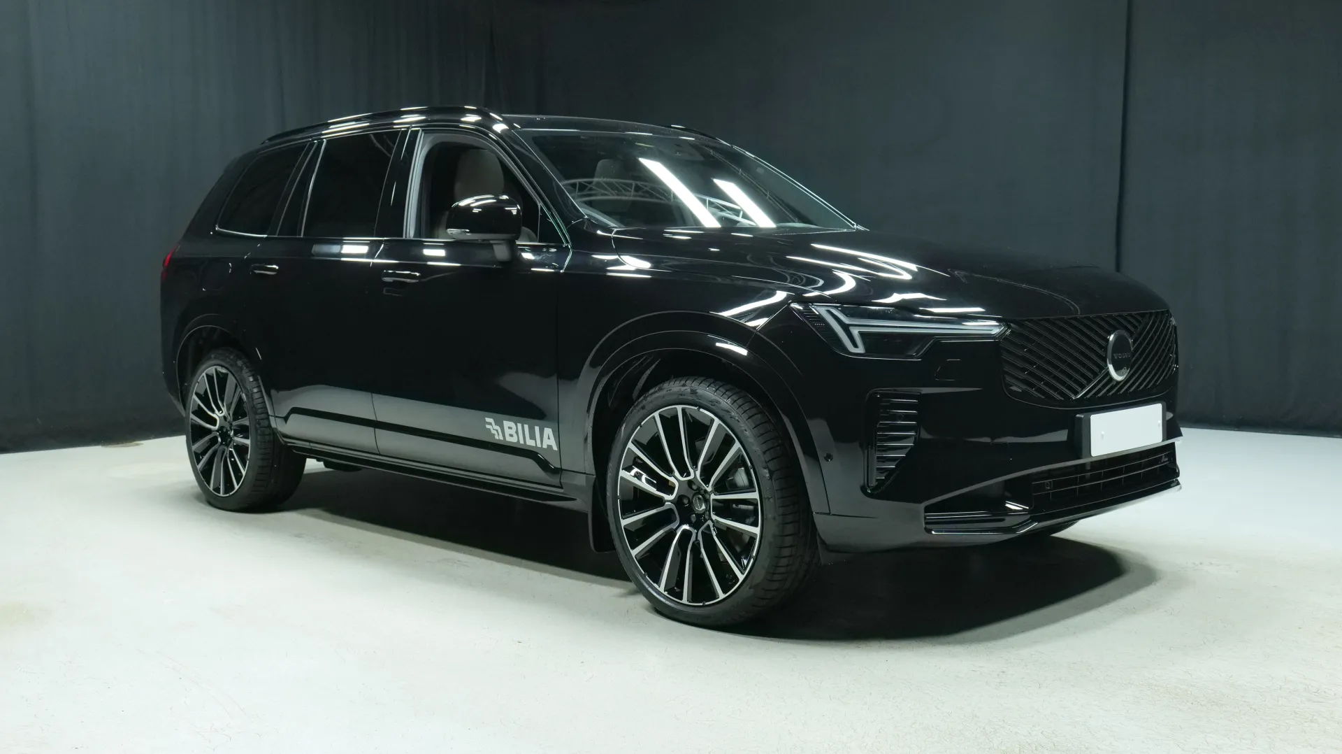 Autokuva 5 - NU-1547