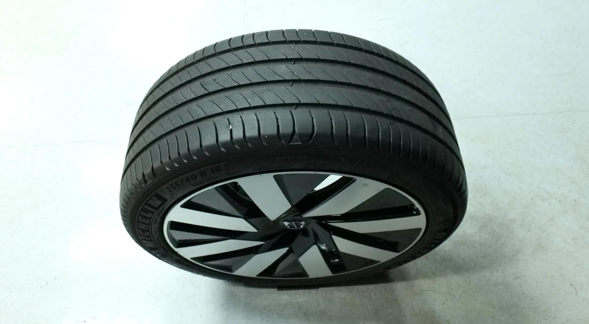 Autokuva 20 - NU-1577