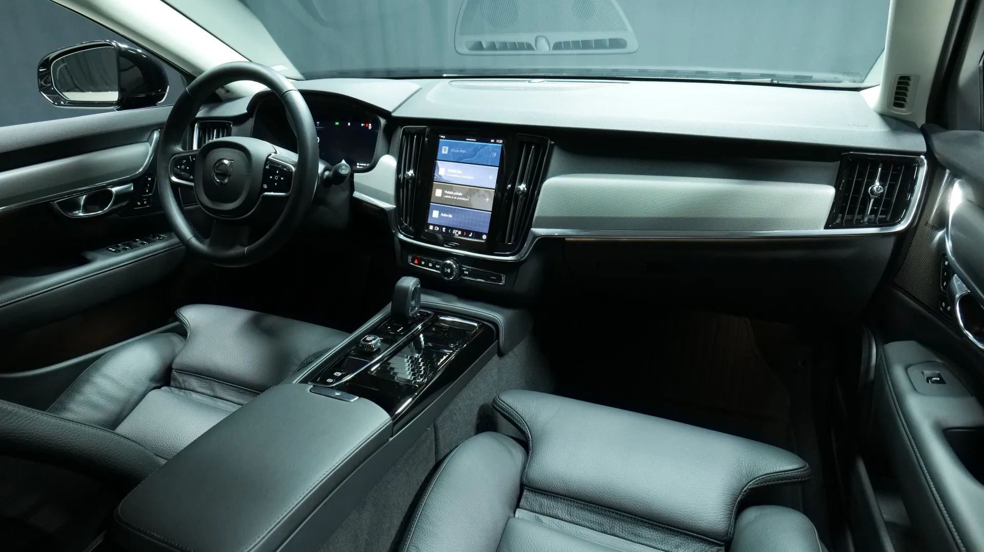 Autokuva 18 - NU-1577