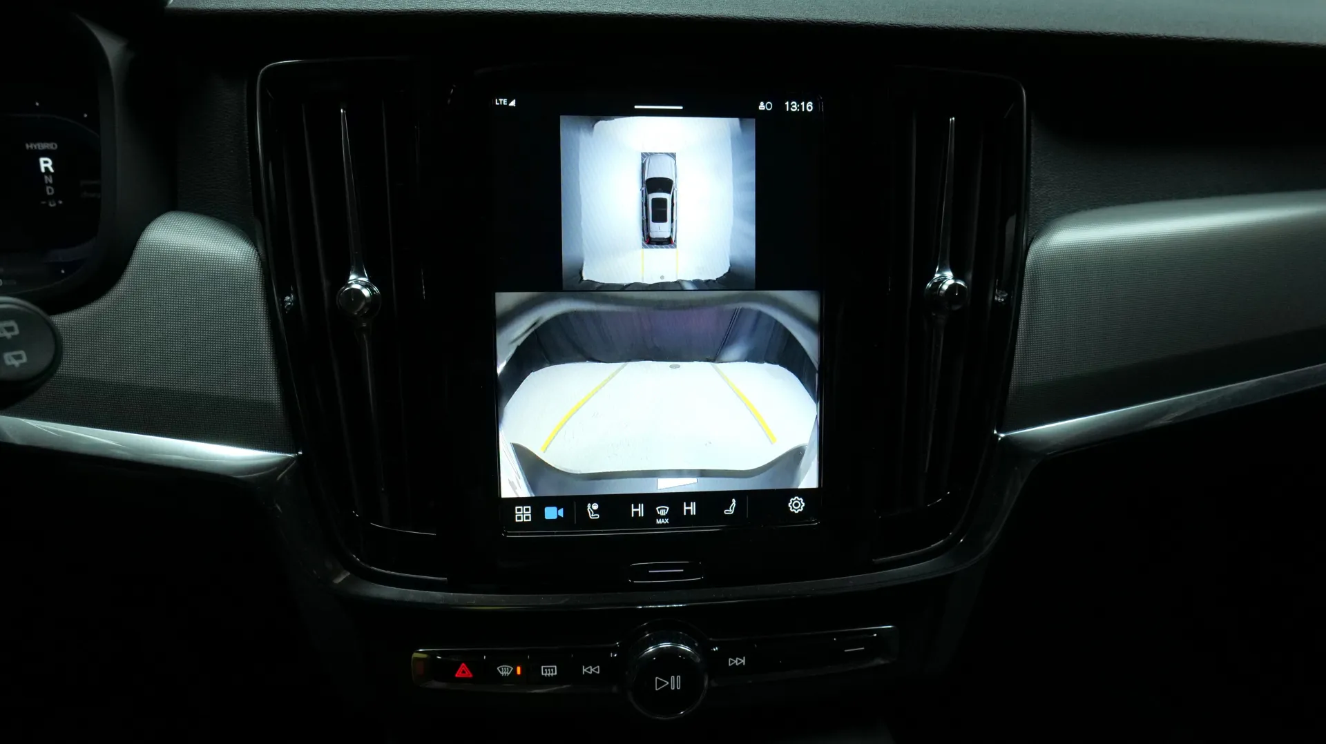 Autokuva 7 - NU-1586