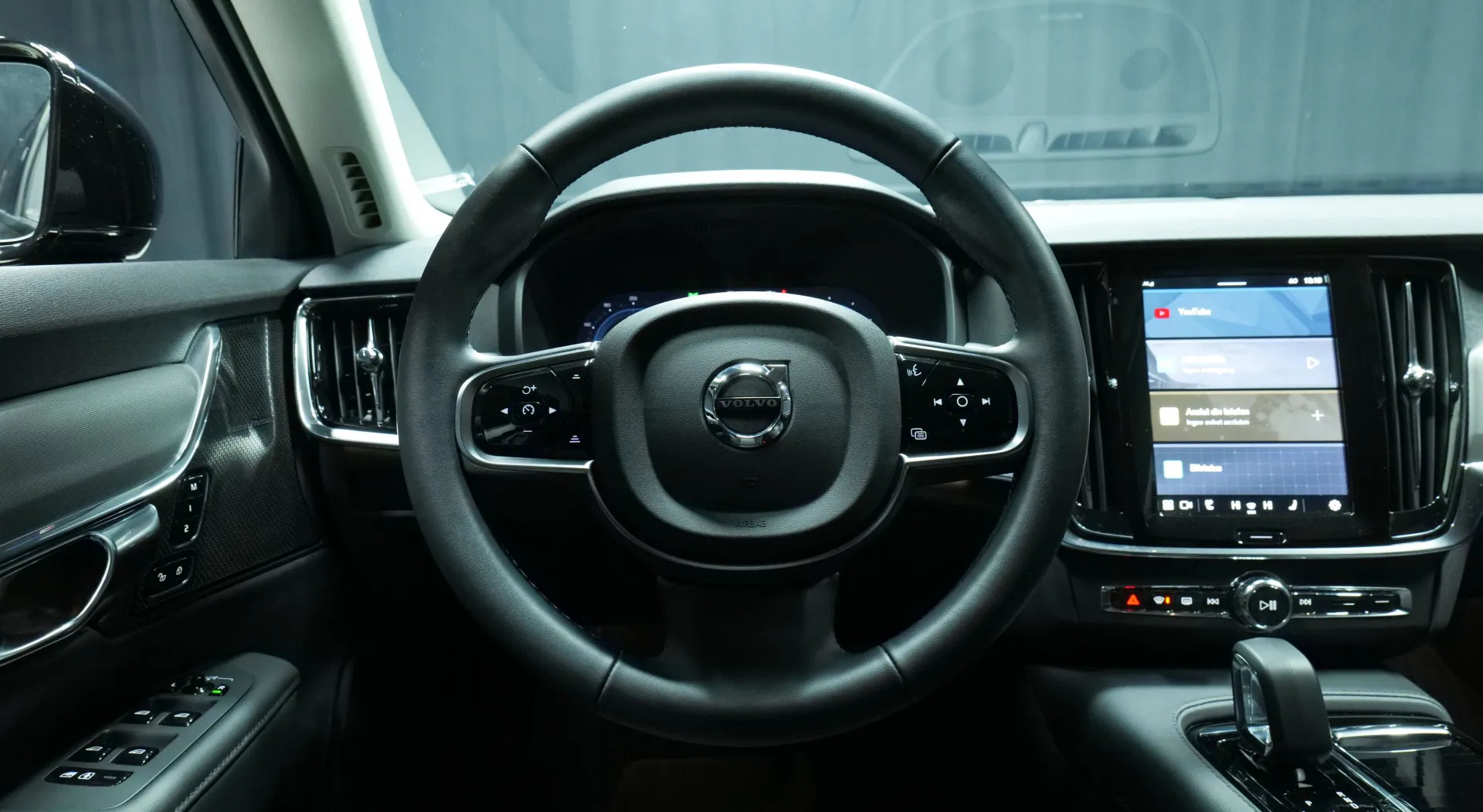 Autokuva 15 - NU-1586