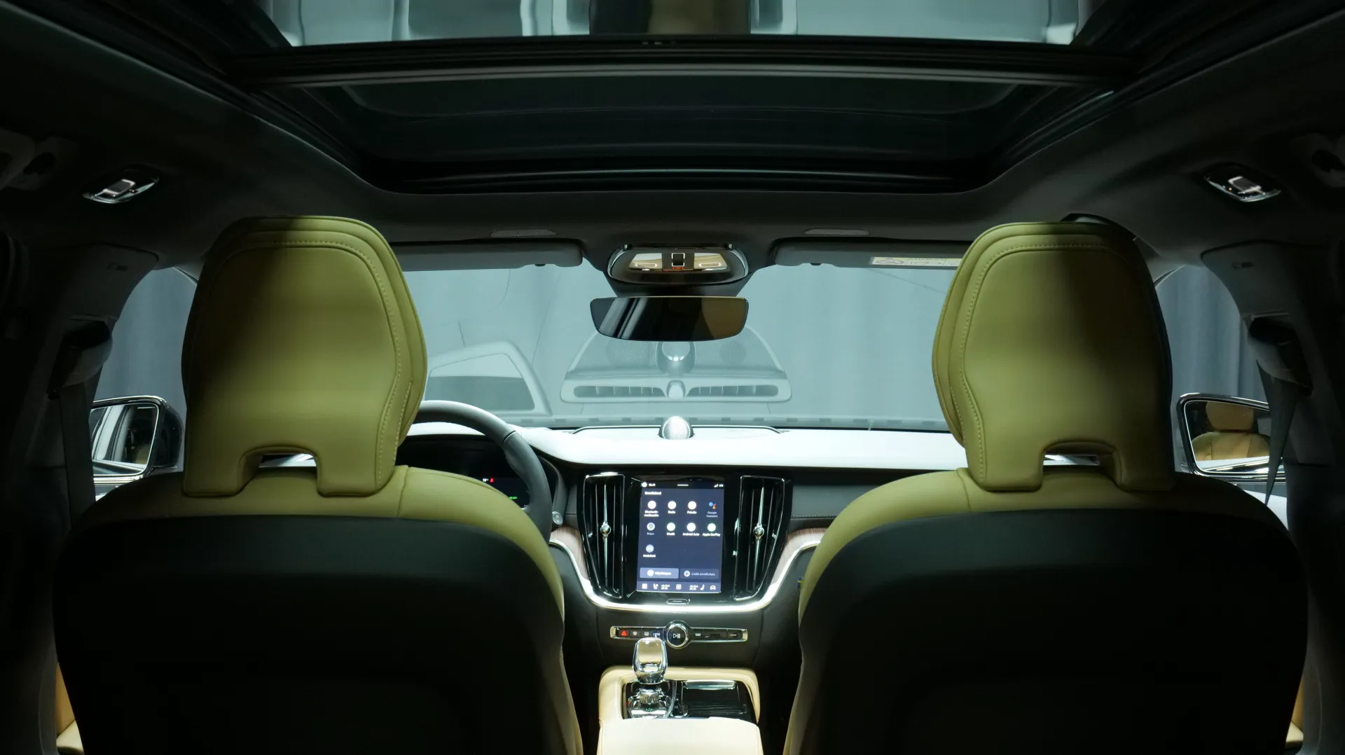 Autokuva 17 - NU-1595