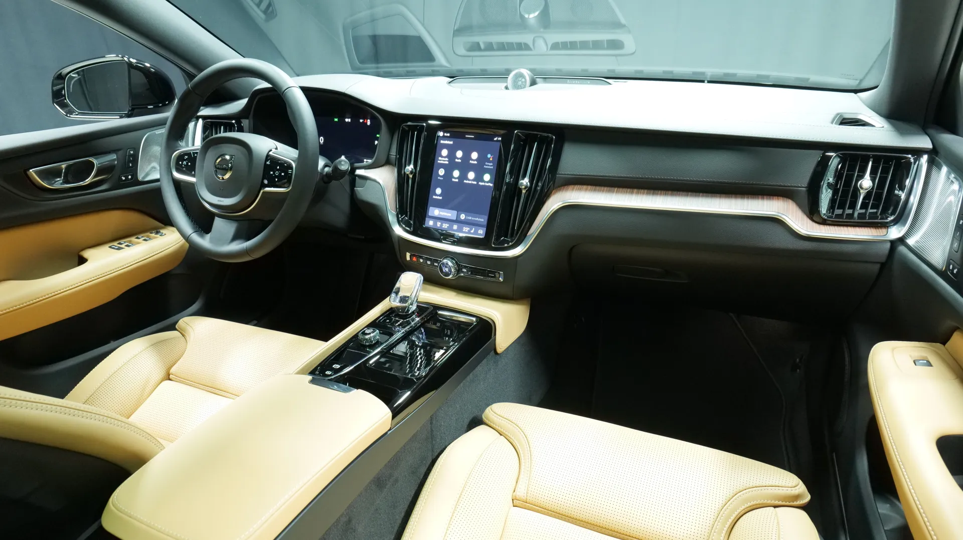 Autokuva 18 - NU-1595