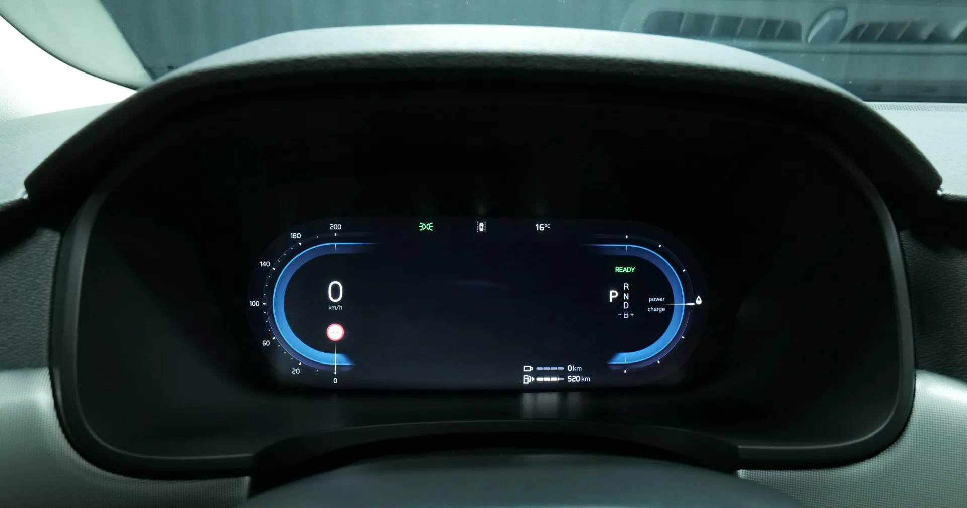 Autokuva 6 - NU-1608