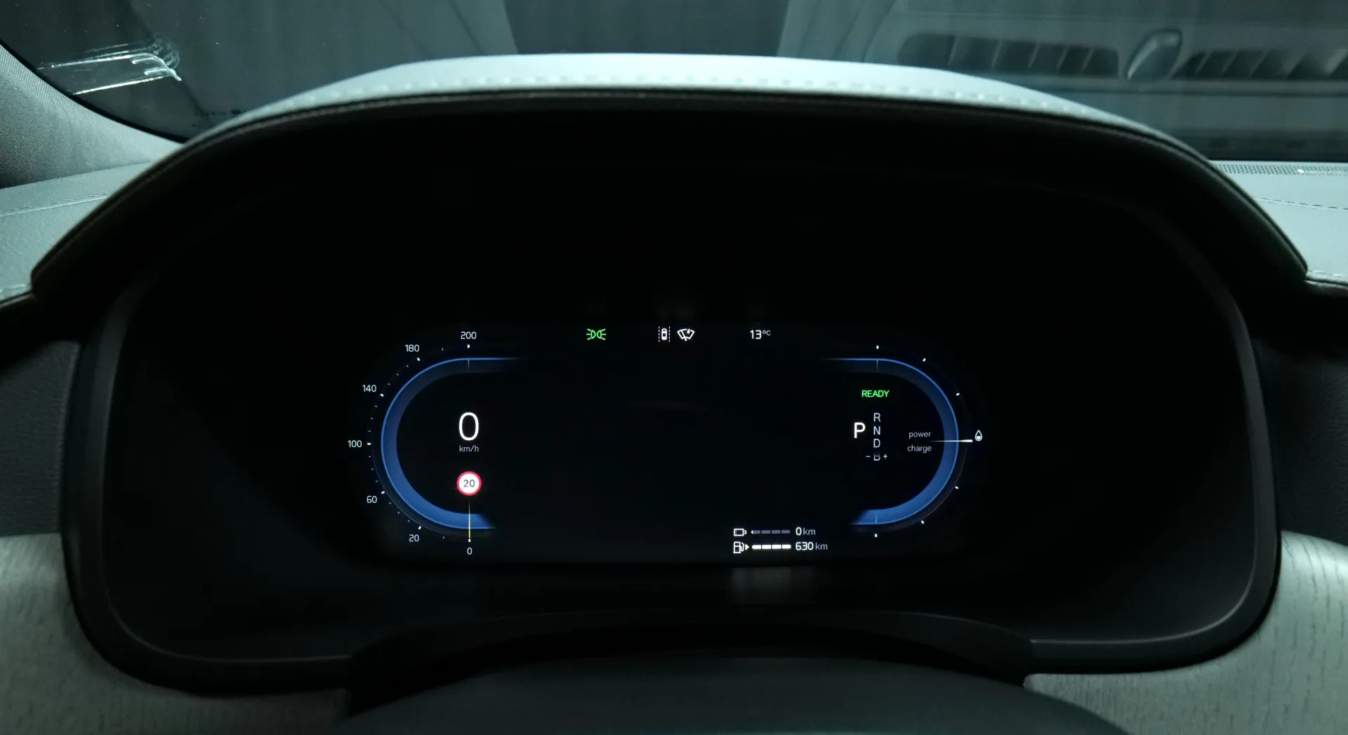 Autokuva 6 - NU-1610