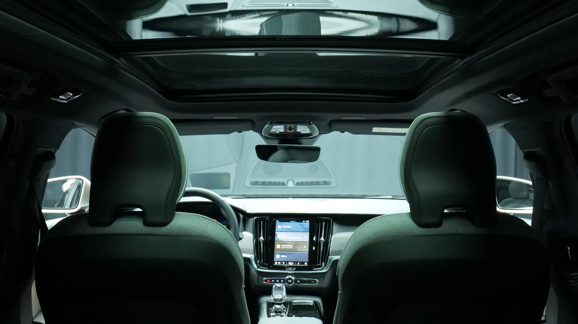 Autokuva 18 - NU-1610