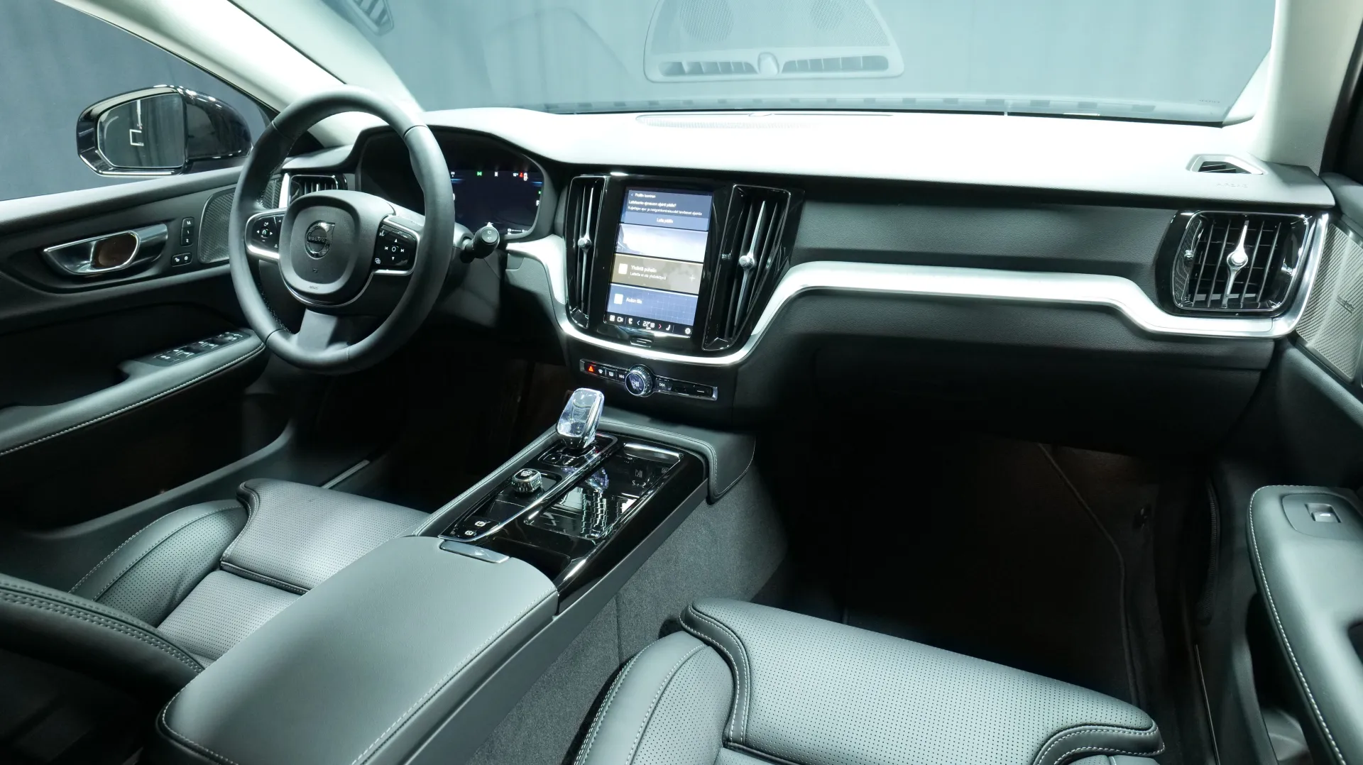 Autokuva 18 - NU-1617