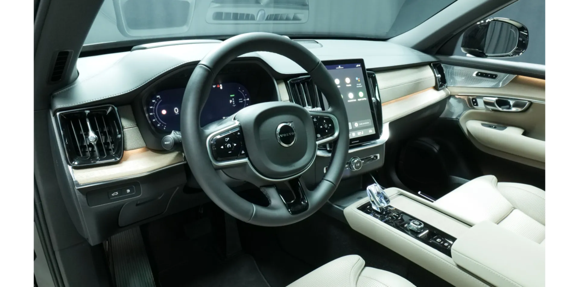 Autokuva 14 - NU-1624