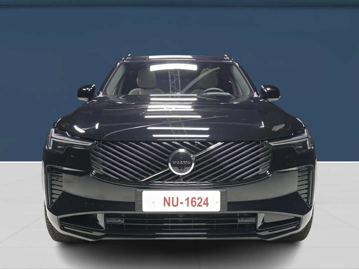 Autokuva 2 - NU-1624