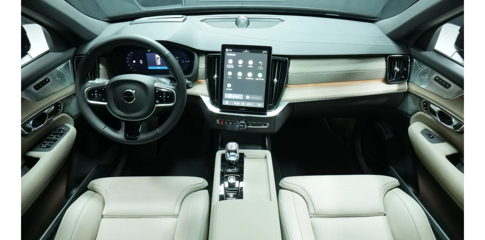 Autokuva 6 - NU-1624