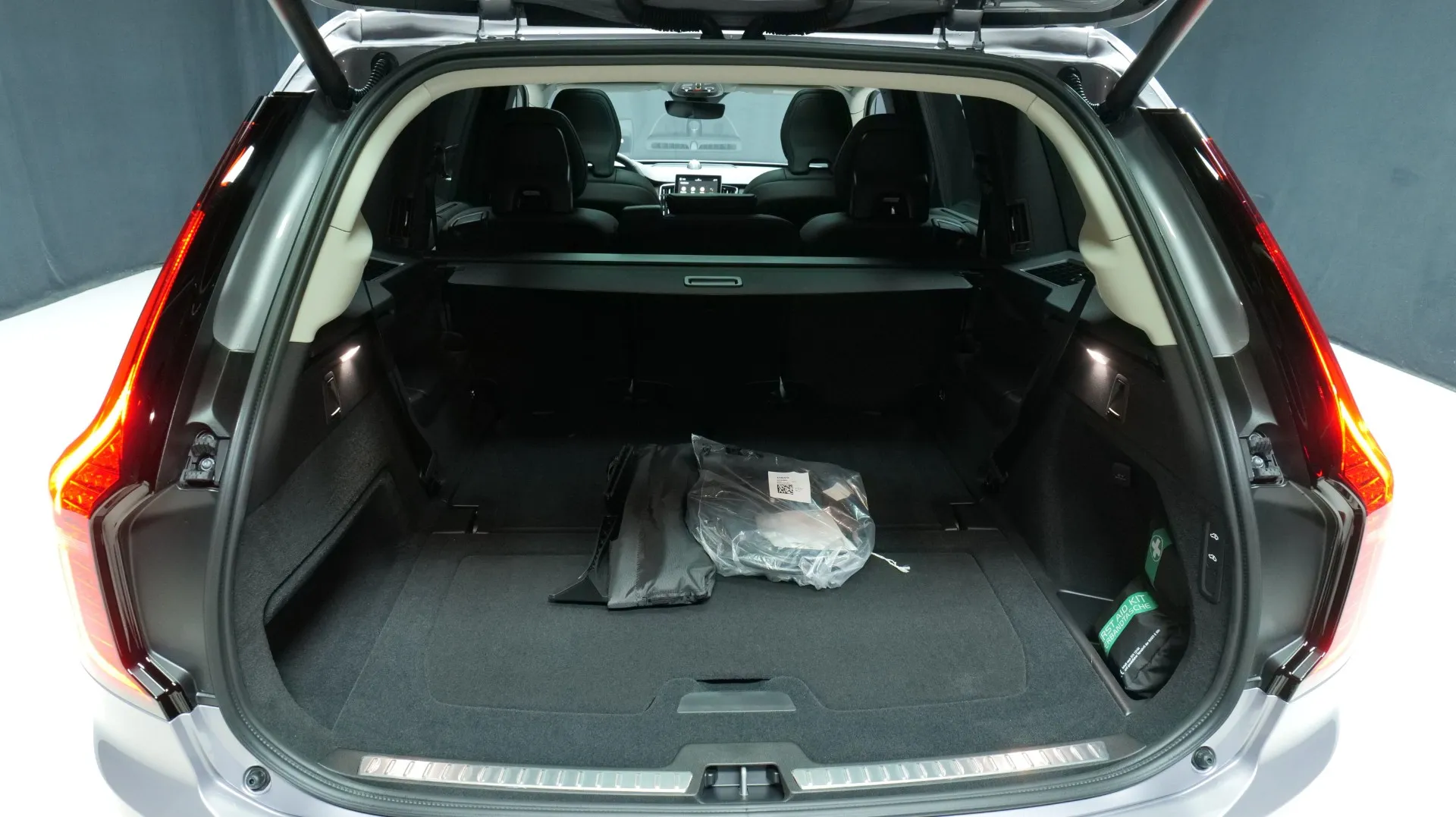 Autokuva 17 - NU-1625