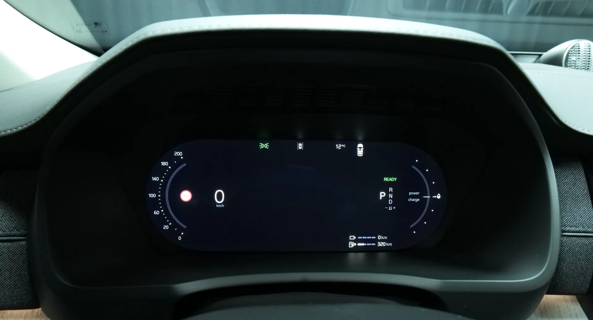 Autokuva 12 - NU-1625