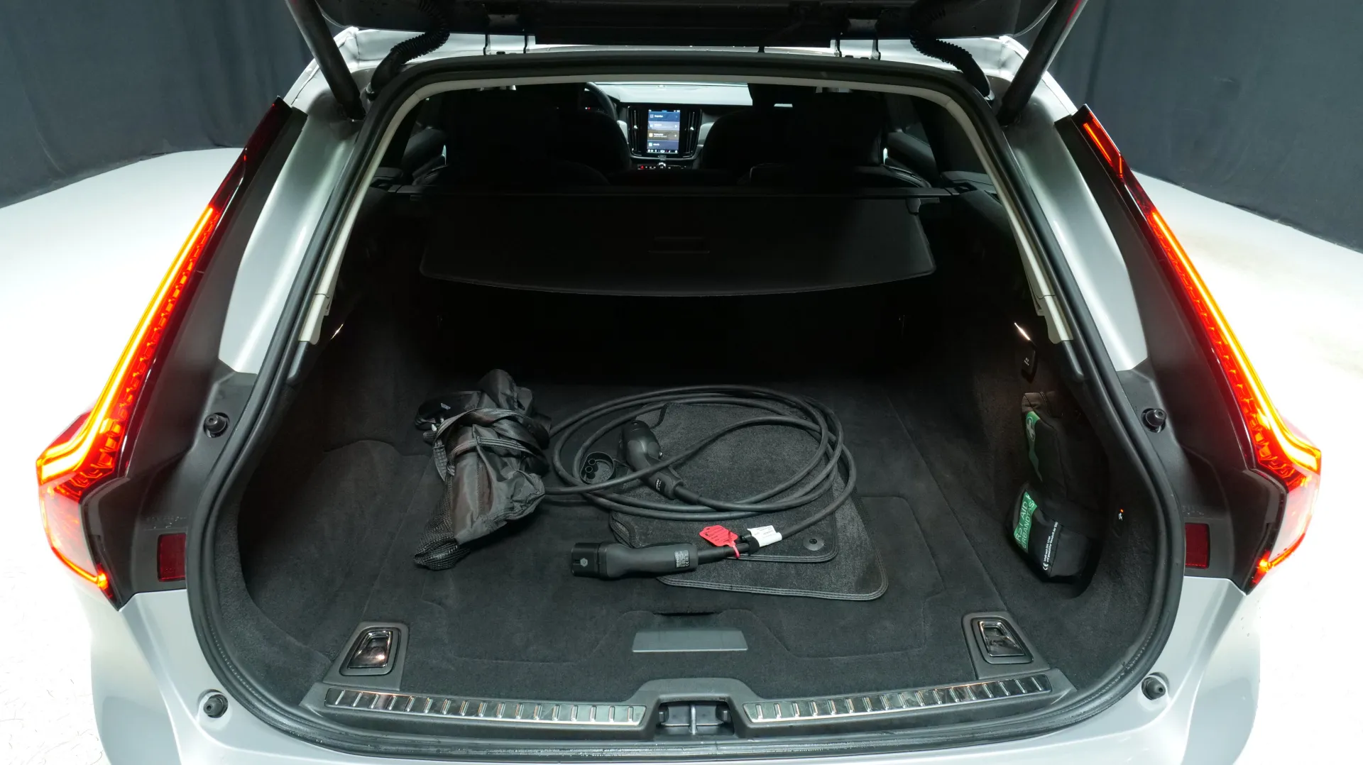 Autokuva 17 - NU-1635