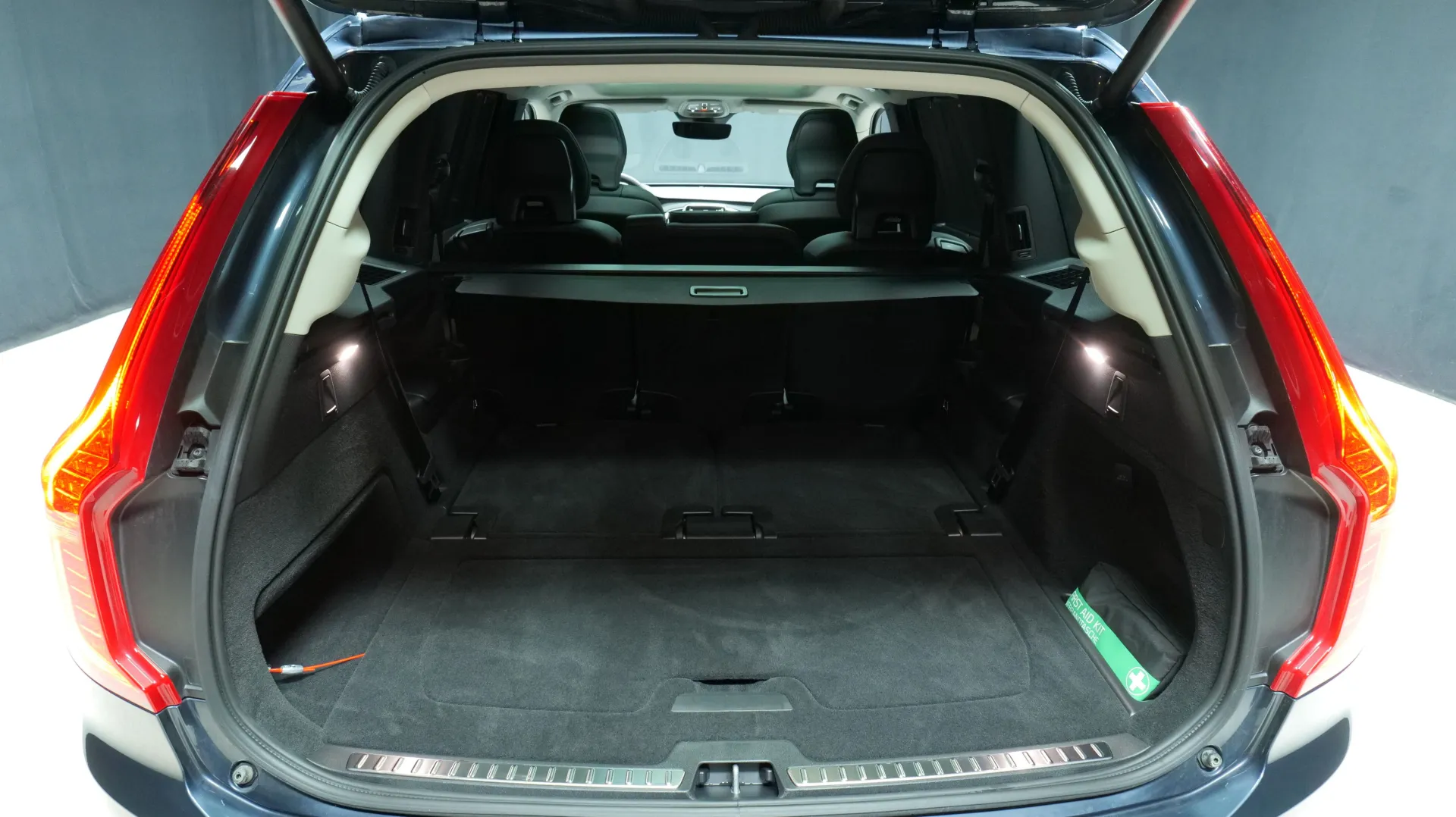 Autokuva 17 - NU-5231