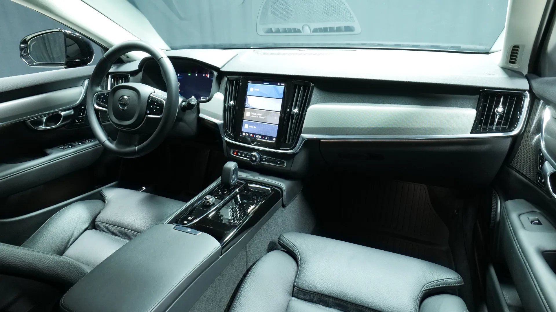 Autokuva 18 - NU-5248