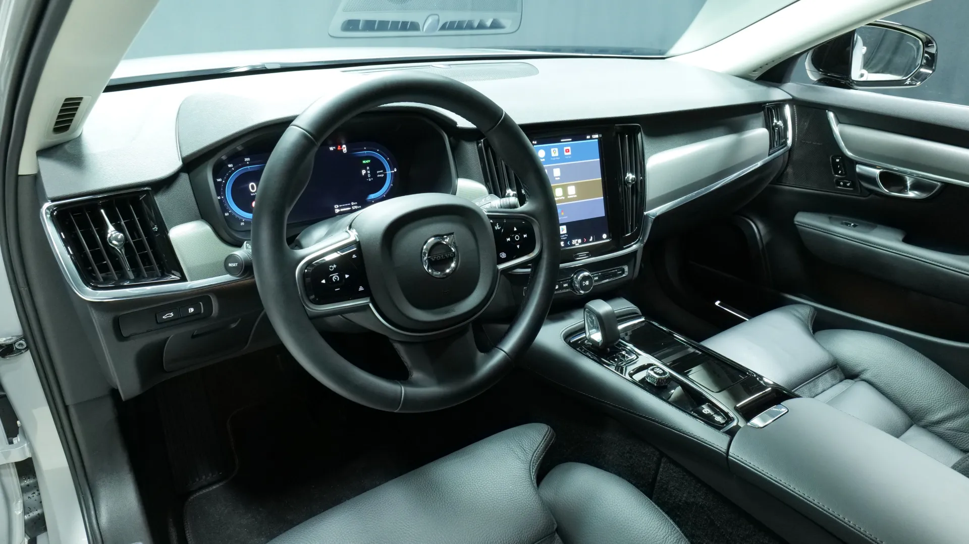 Autokuva 13 - NU-5259