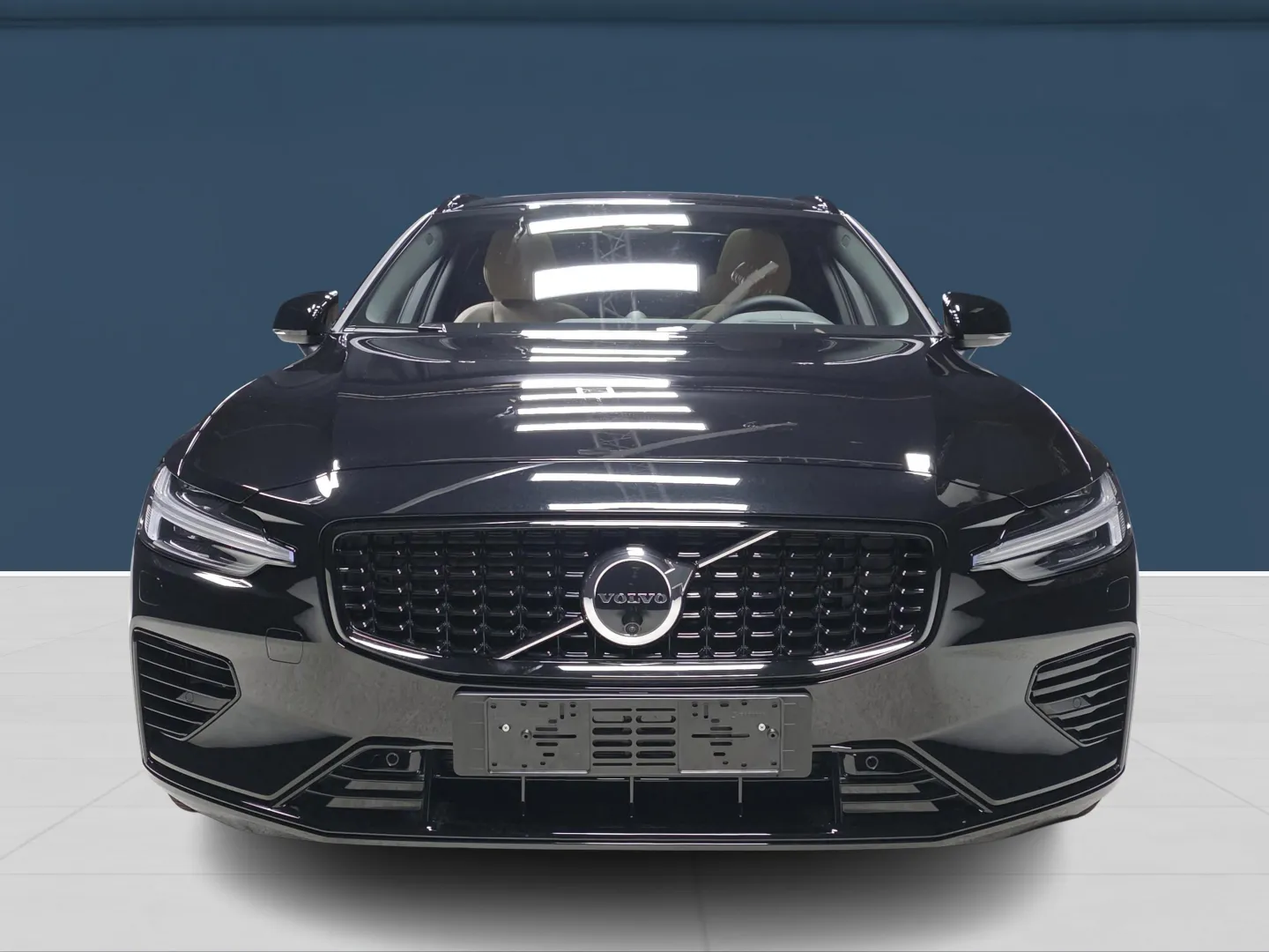 Autokuva 2 - NU-5344