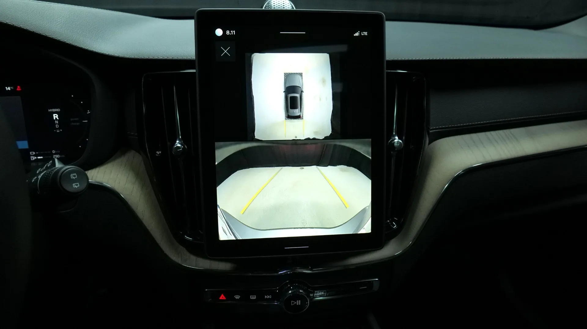 Autokuva 11 - NU-5371