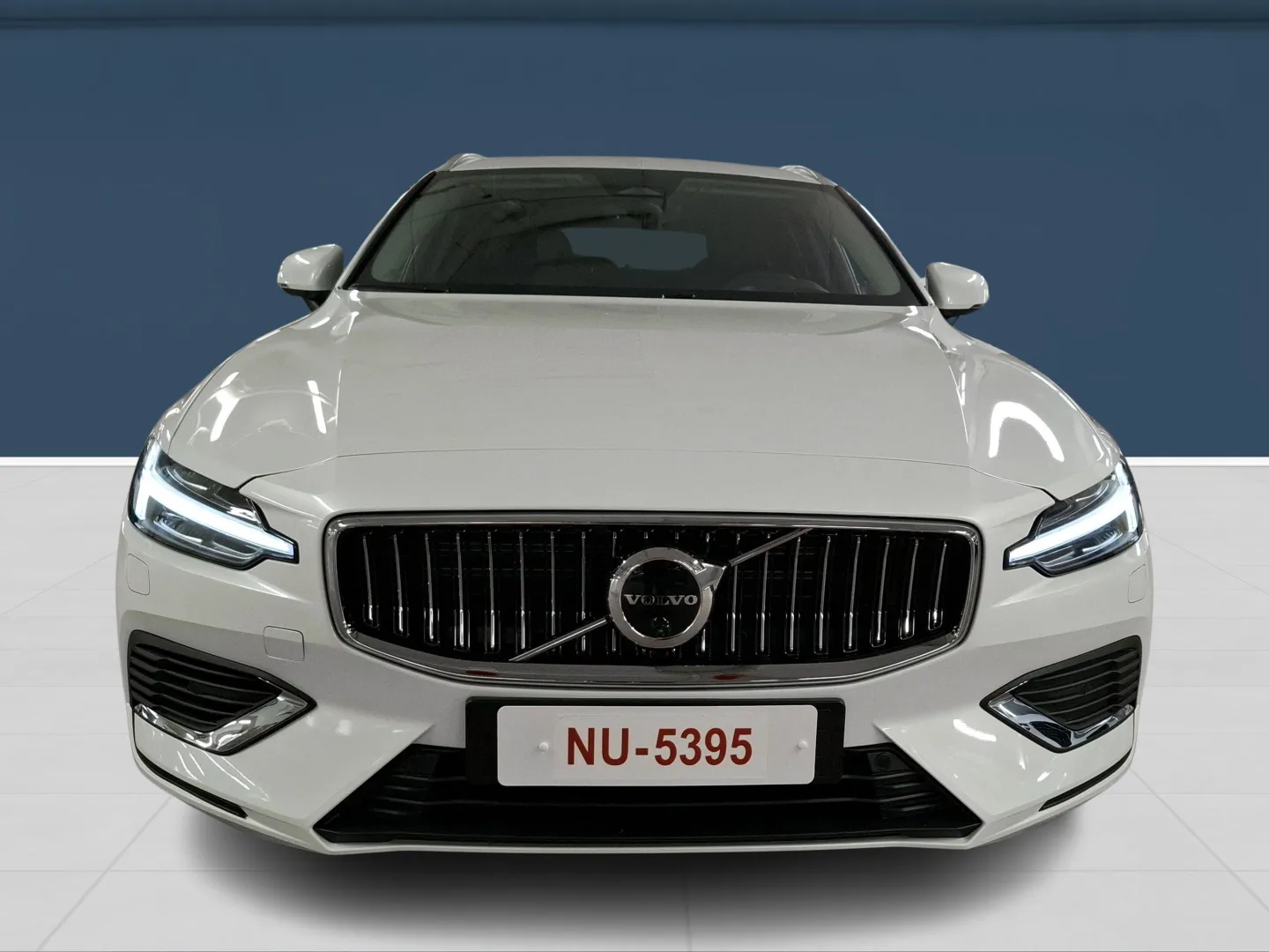 Autokuva 2 - NU-5395