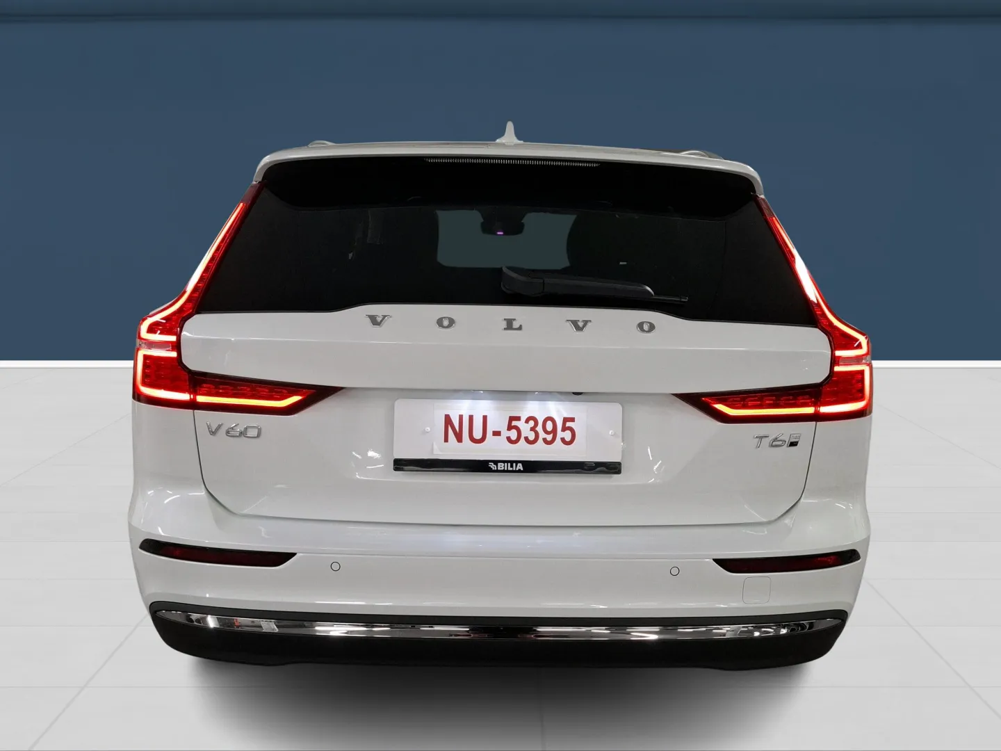 Autokuva 5 - NU-5395