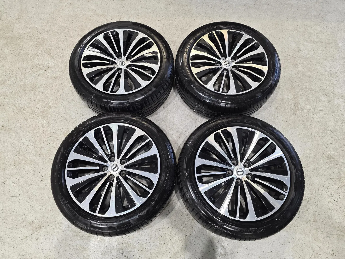 Autokuva 12 - NU-5420