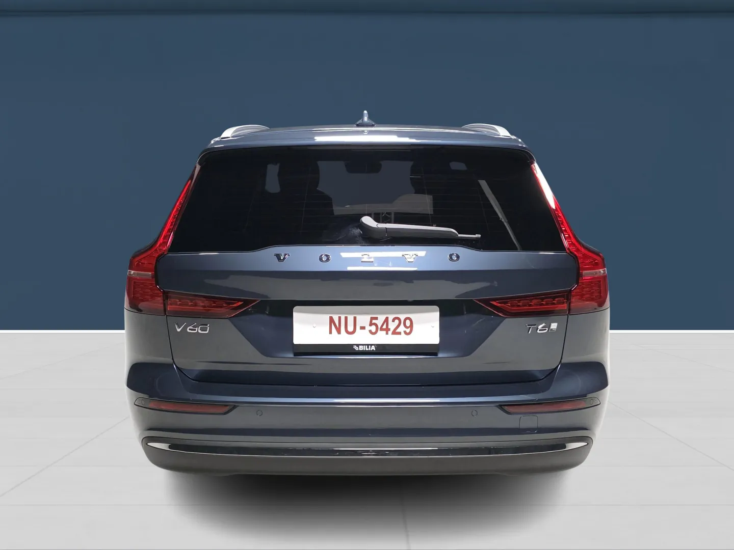 Autokuva 5 - NU-5429