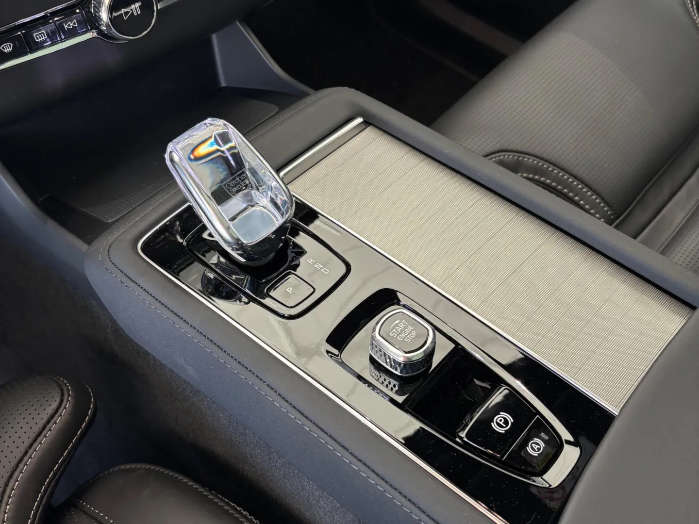 Autokuva 14 - NY-8481