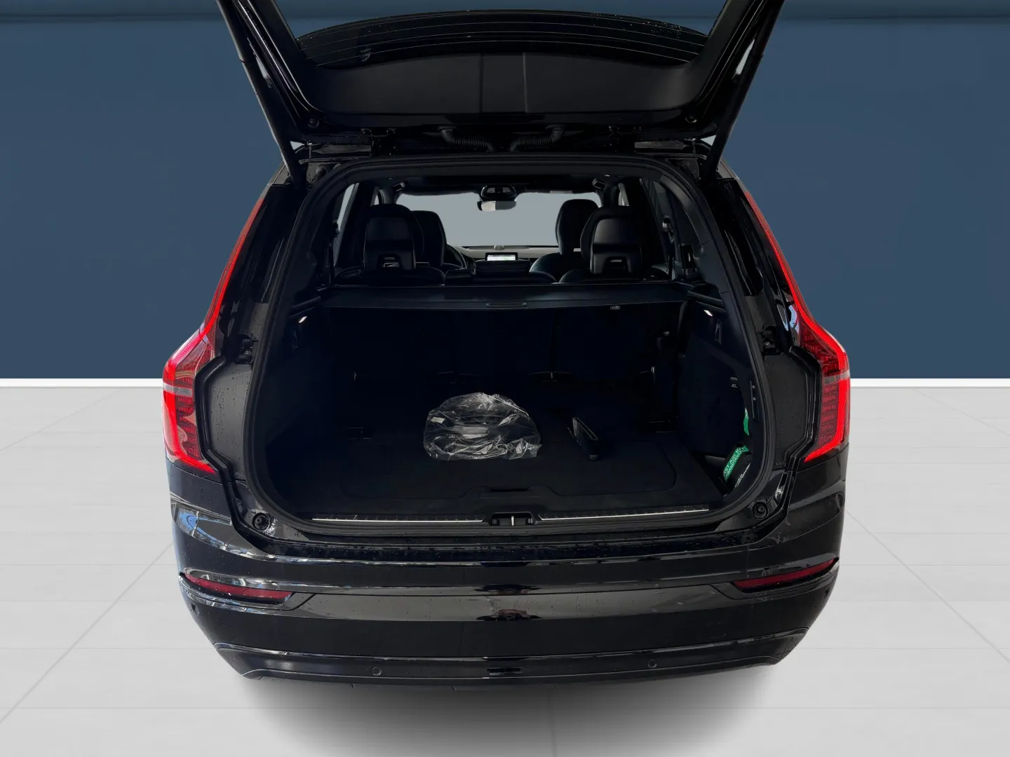 Autokuva 11 - NY-8481