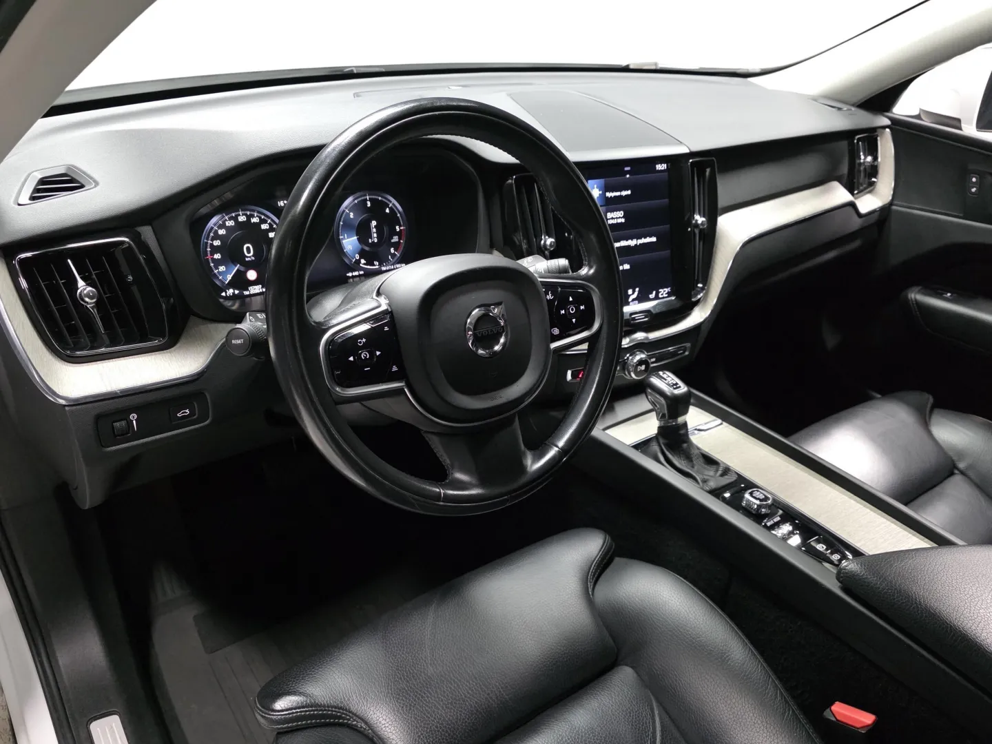 Autokuva 8 - OXH-346