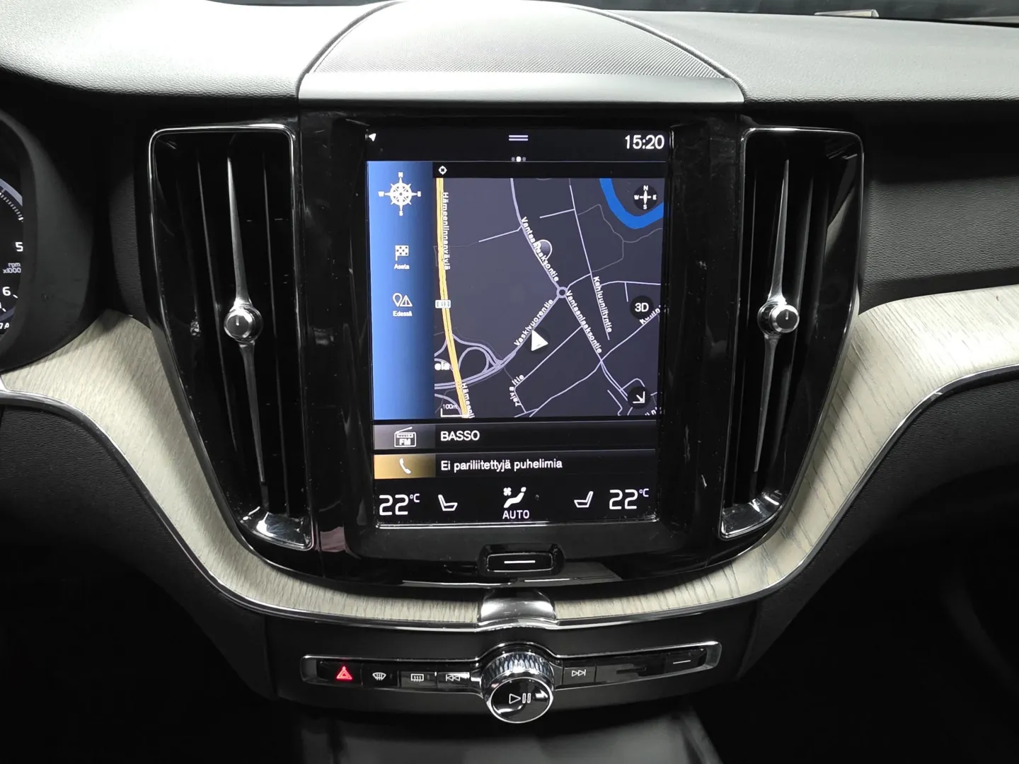 Autokuva 13 - OXH-346