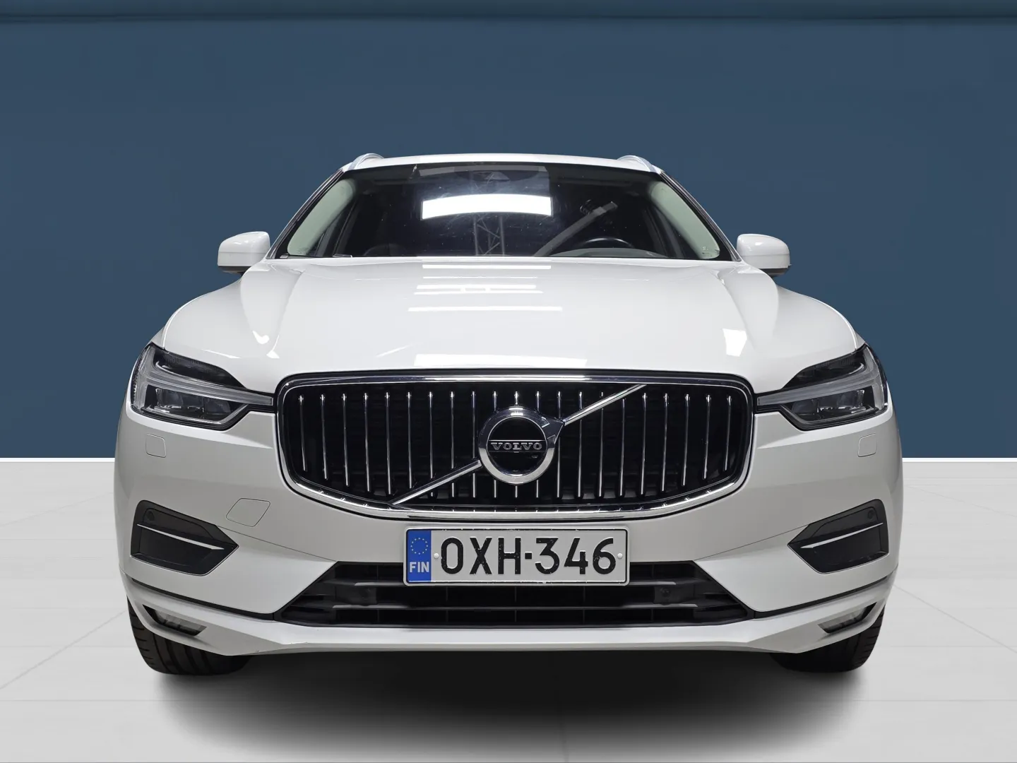 Autokuva 2 - OXH-346