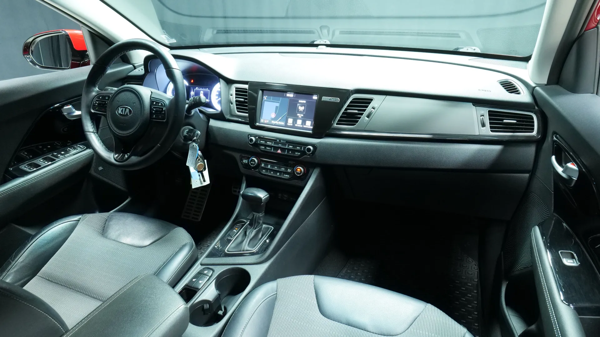 Autokuva 18 - OXN-257