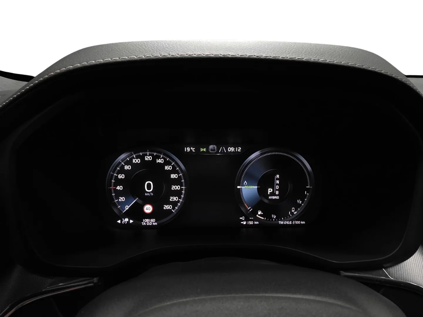 Autokuva 7 - OXP-619