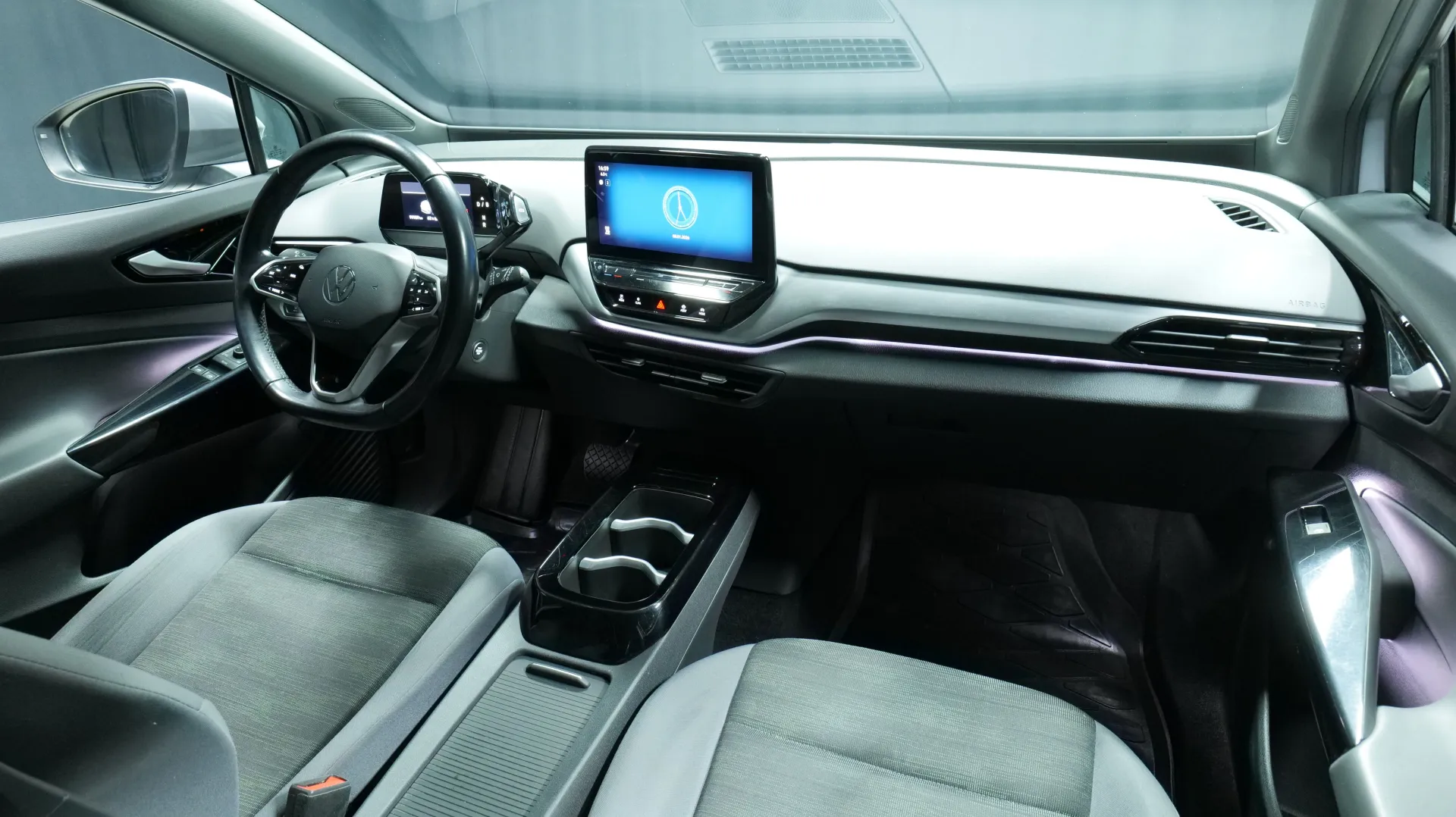 Autokuva 15 - OXR-947