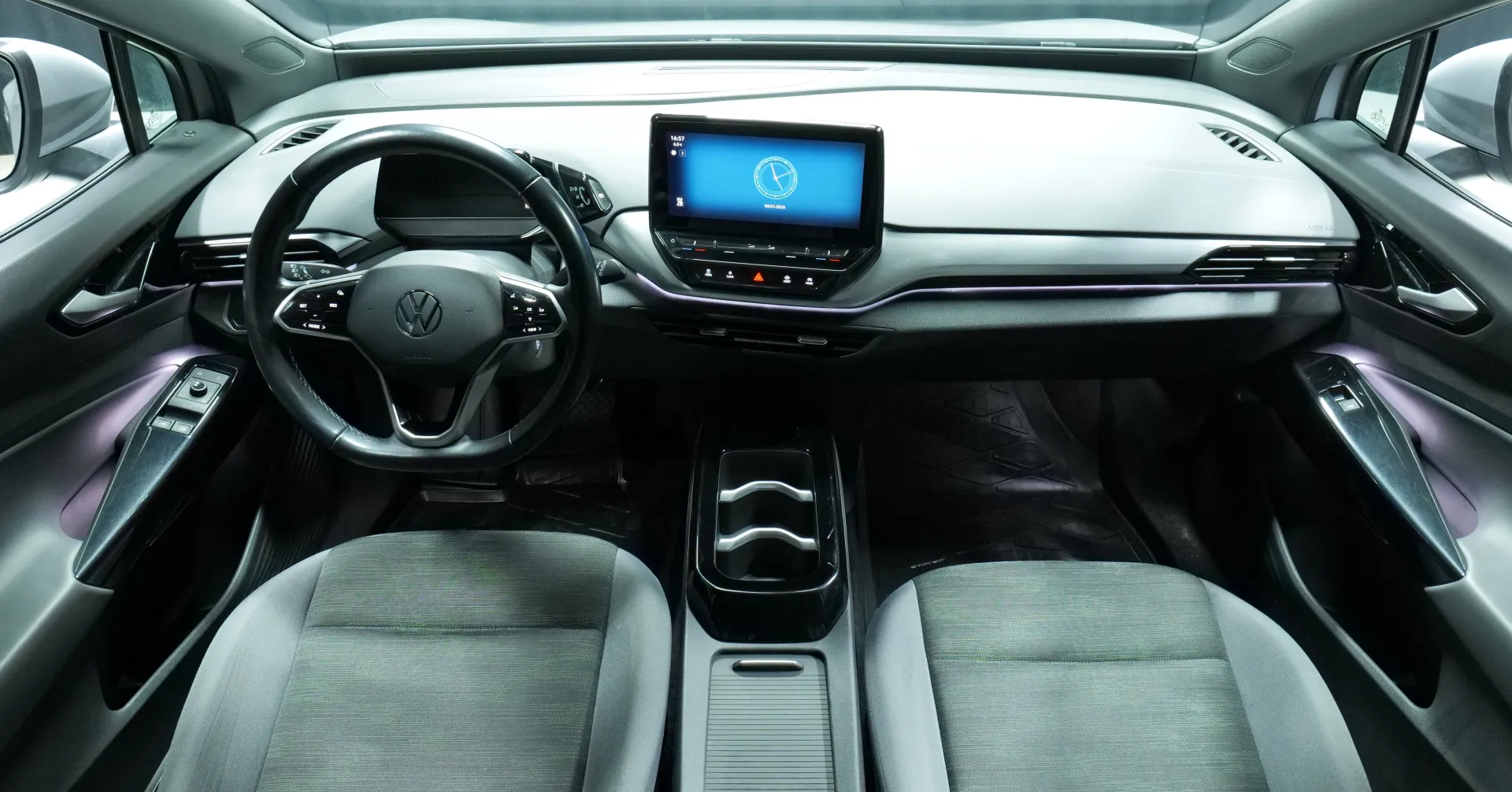 Autokuva 10 - OXR-947