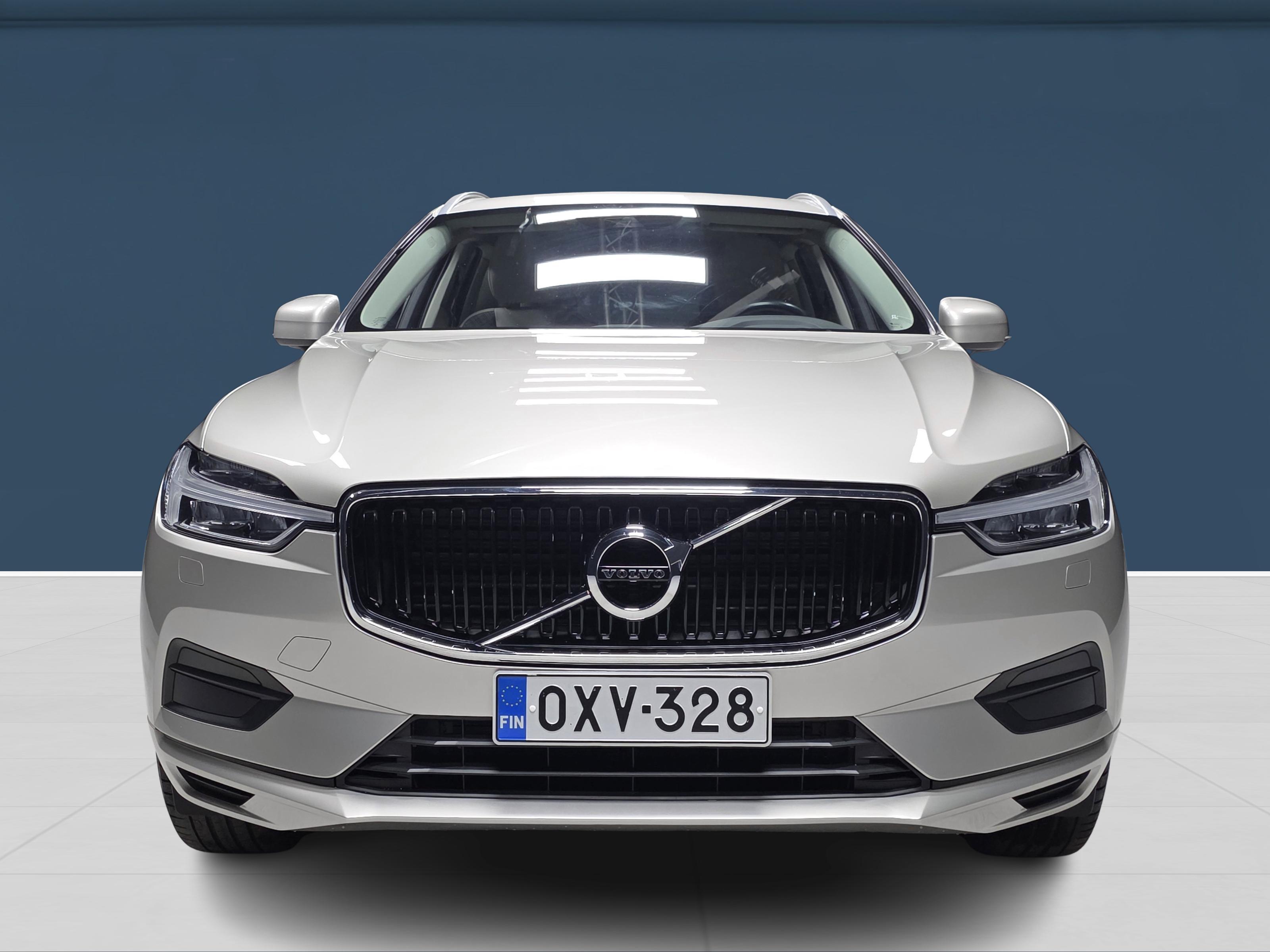 Volvo XC60 B4 AWD MHEV Business aut 2020, kuva 2/17