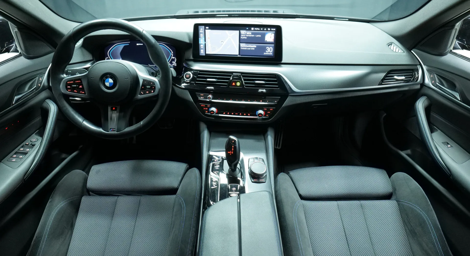 Autokuva 14 - OZA-556