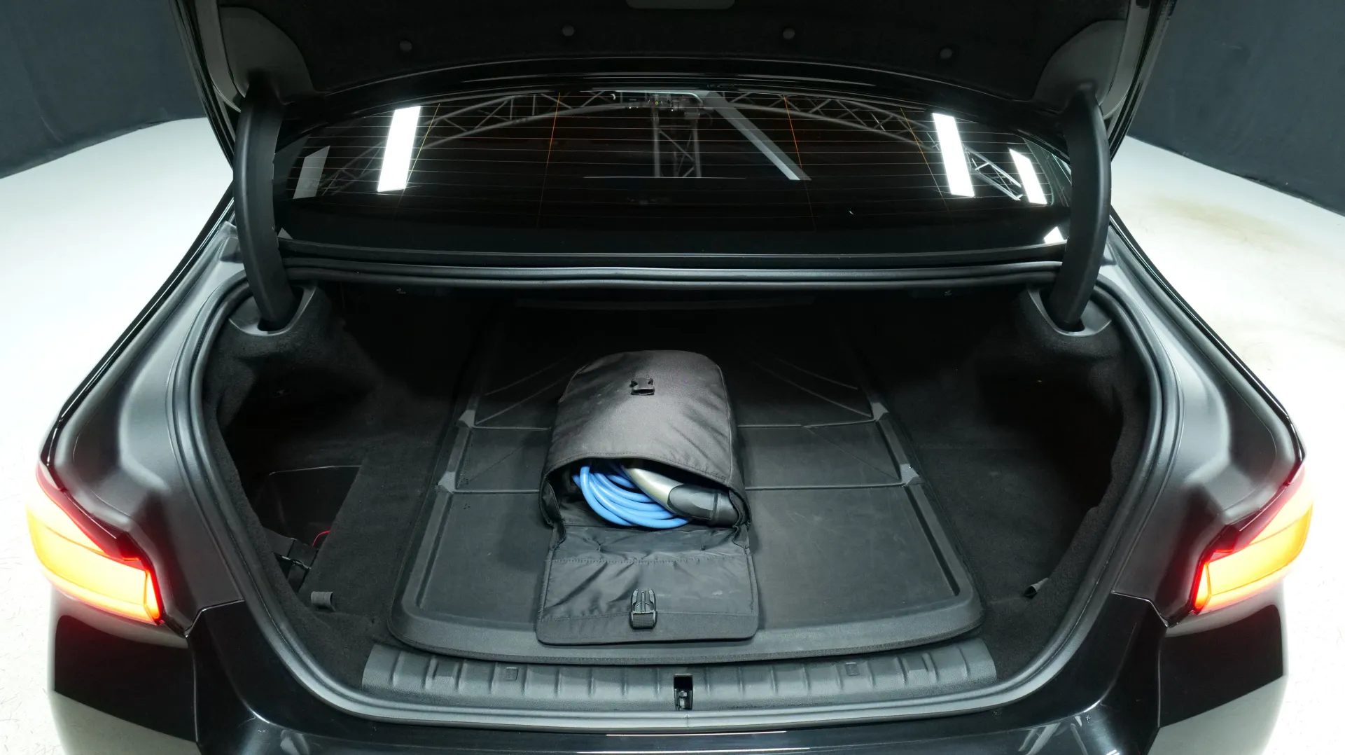 Autokuva 17 - OZA-556